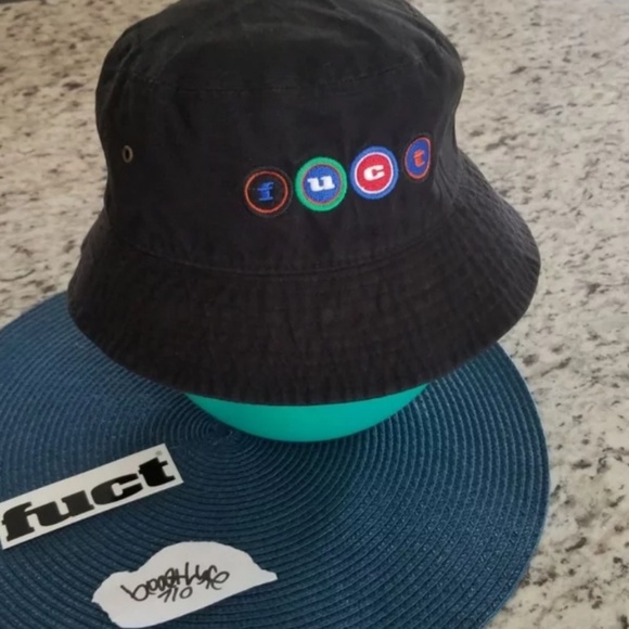 Fuct Black Multi Col Logo Bucket Sm Nwt 